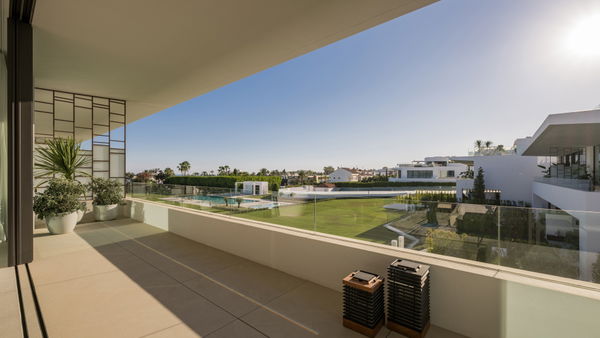 Exceptional property with luxury details on the exclusive Golden Mile, Marbella
