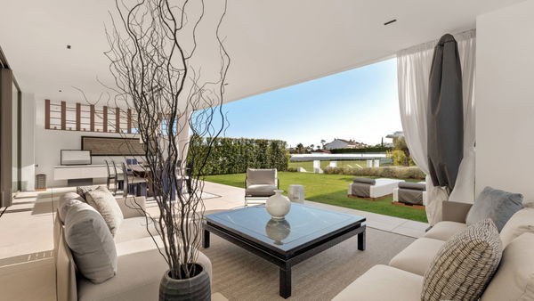 Exceptional property with luxury details on the exclusive Golden Mile, Marbella