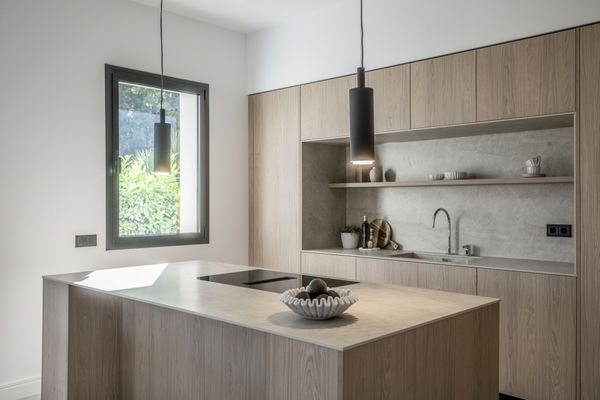 Corner apartment in one of the most sought after communities in Sierra Blanca, close to the Golden Mile, Marbella
