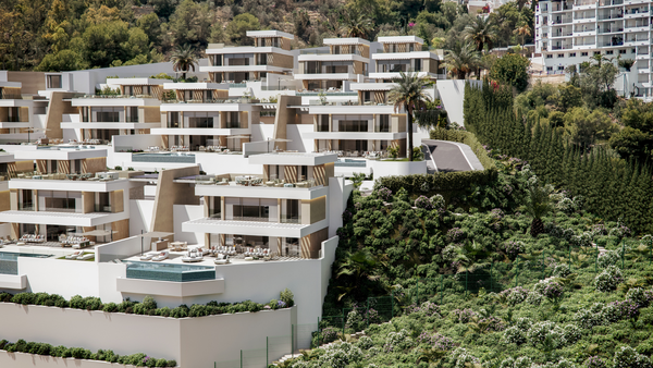 Luxurious seafront villa: the essence of Mediterranean living in Marina del Este, La Herradura,