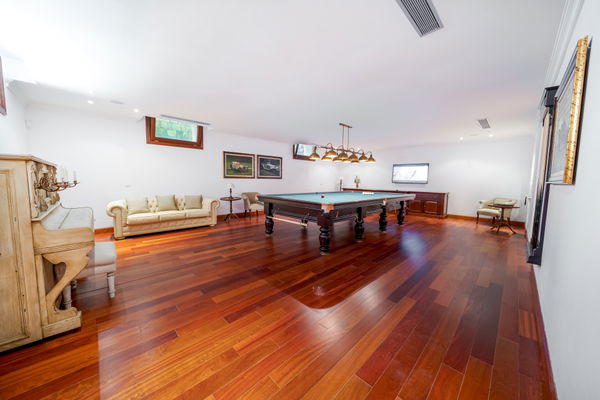 Exceptional large villa beachside, a unique opportunity in Guadalmina Baja, San Pedro de Alcantara