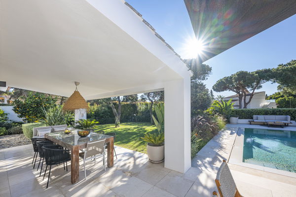 Elegant beachside villa in Marbesa: private and tranquil living just steps away from the beach