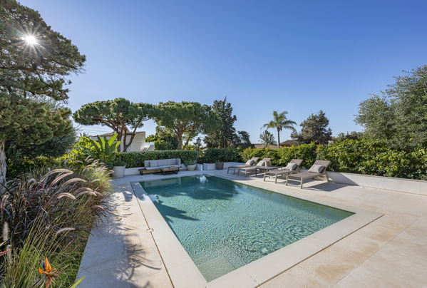 Elegant beachside villa in Marbesa: private and tranquil living just steps away from the beach