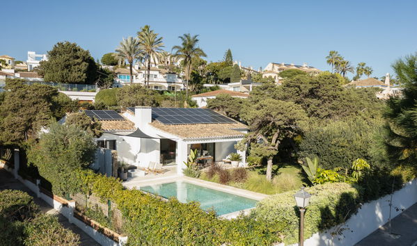 Elegant beachside villa in Marbesa: private and tranquil living just steps away from the beach