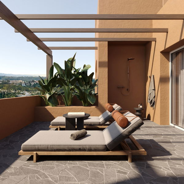 Luxury and modernity in this completely renovated penthouse apartment in La Cerquilla, Nueva Andalucia