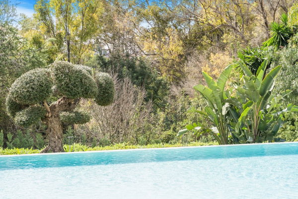 Stunning large contemporary style villa on Marbella's Golden Mile