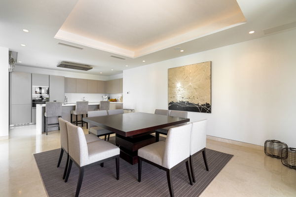 Extraordinary villa combining luxury, breathtaking panoramic views and modern contemporary design in Alquería, Benahavis