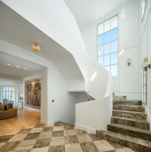 Exquisite and refined villa in the Golf Valley of Marbella