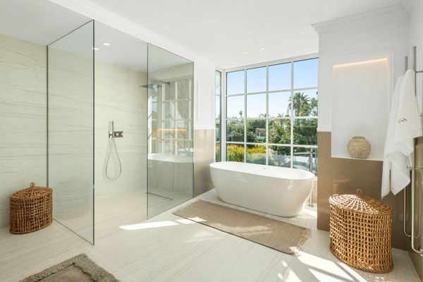 Exquisite and refined villa in the Golf Valley of Marbella