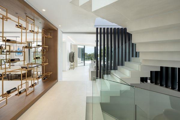 Incredible contemporary villa in El Herrojo Alto, Benahavís