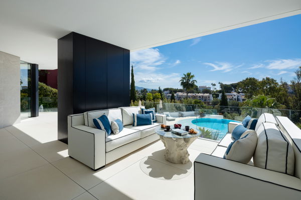 Incredible contemporary villa in El Herrojo Alto, Benahavís