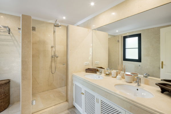 Charming Mediterranean Andalusian style villa in frontline golf in La Quinta, Benahavis