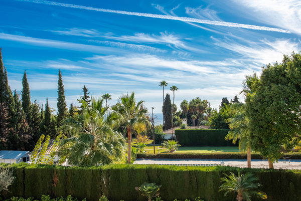 Elegant villa with Andalusian style in Sierra Blanca
