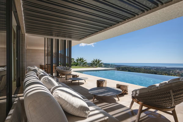 Bio architectural villa with spectacular design and open panoramic views in La Reserva, Sotogrande