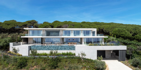 Bio architectural villa with spectacular design and open panoramic views in La Reserva, Sotogrande