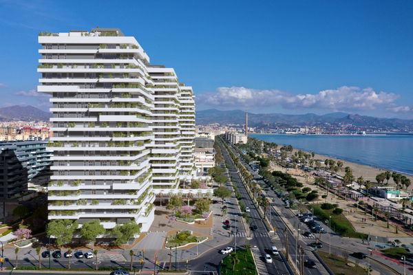 Elite architecture by the sea: duplex penthouse with rooftop pool, West Málaga