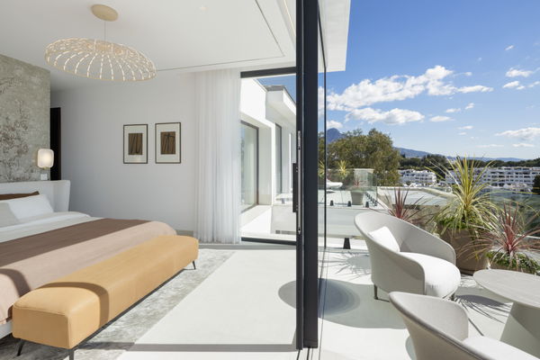 Magnificent villa with panoramic views in La Quinta in a gated and private community, La Quinta, Benahavis
