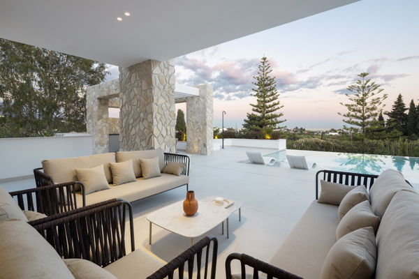 Magnificent villa with panoramic views in La Quinta in a gated and private community, La Quinta, Benahavis