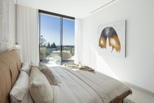 Magnificent villa with panoramic views in La Quinta in a gated and private community, La Quinta, Benahavis