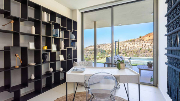 An oasis of calm: ground floor with private garden and pool in El Higuerón, Fuengirola