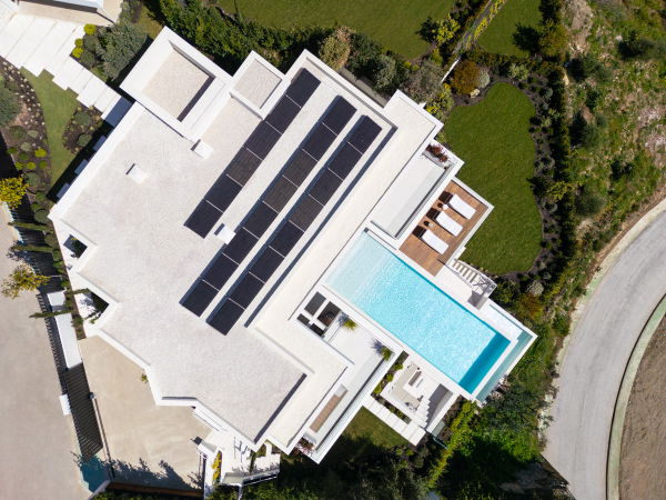 Villa with open panoramic views to the sea, in Real de La Quinta, Benahavis