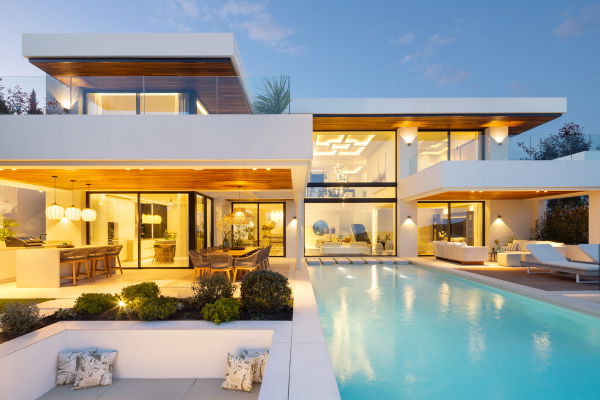 Villa with open panoramic views to the sea, in Real de La Quinta, Benahavis