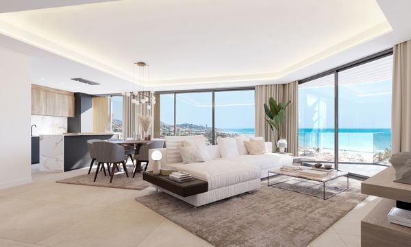 Contemporary luxury apartment with a private pool and sea views, Málaga East