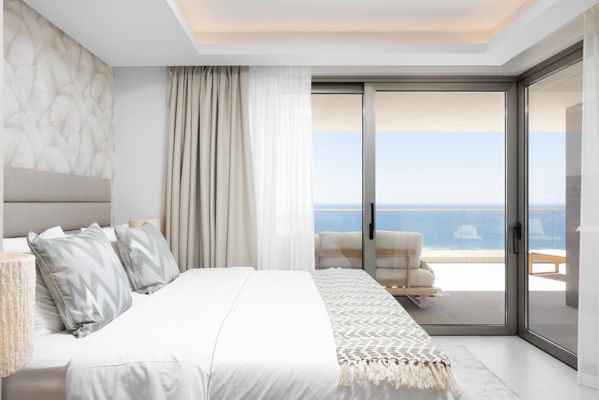 Luxury Beachfront Apartment in Málaga – Pacífico 115
