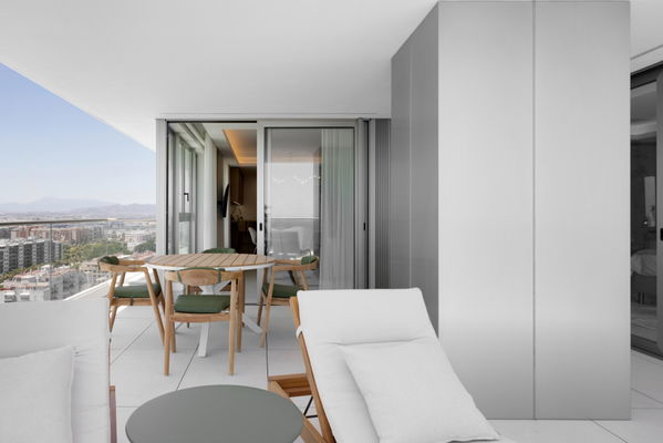 Luxury Beachfront Apartment in Málaga – Pacífico 115
