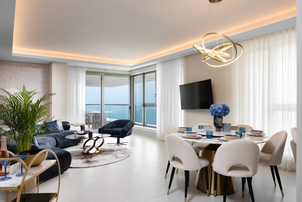 Luxury Beachfront Apartment in Málaga – Pacífico 117