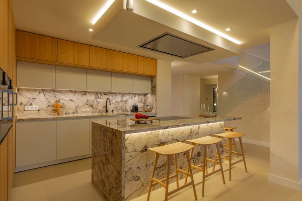 Villa CUTAR – Elegant Renovated Villa in Nagüeles, Marbella