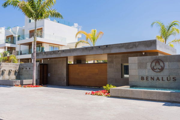 Brand new garden apartment in Benalús, Marbella