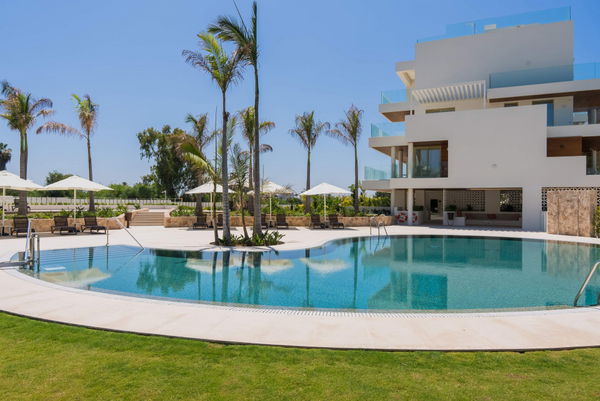 Brand new garden apartment in Benalús, Marbella