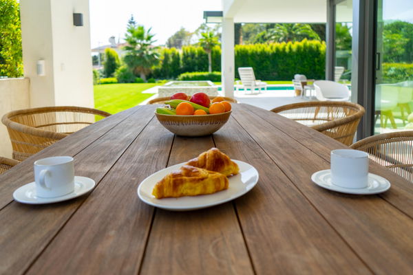 Magnificent 5-Bedroom Villa in La Carolina, Marbella’s Golden Mile