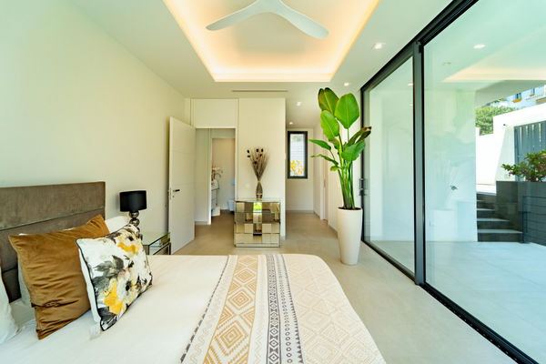Magnificent 5-Bedroom Villa in La Carolina, Marbella’s Golden Mile