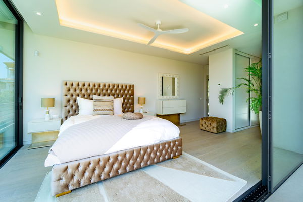 Magnificent 5-Bedroom Villa in La Carolina, Marbella’s Golden Mile