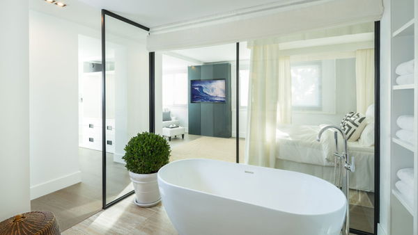 Beautifully renovated villa in the heart of the golf valley, Nueva Andalucía