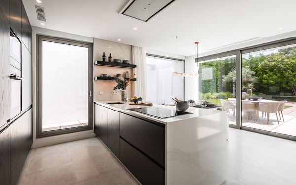 Brand new, modern and mediterranean villa on the New Golden Mile, Estepona