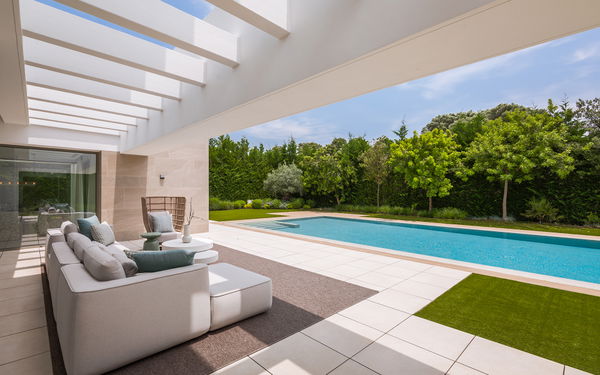 Brand new, modern and mediterranean villa on the New Golden Mile, Estepona