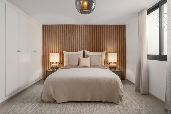 Fully renovated villa in Altos del Rodeo, Nueva Andalucia