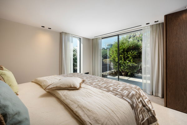 Centauro 15: A Balinese-style oasis villa in the heart of the Golf Valley in Nueva Andalucía