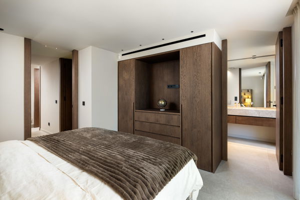 Centauro 15: A Balinese-style oasis villa in the heart of the Golf Valley in Nueva Andalucía
