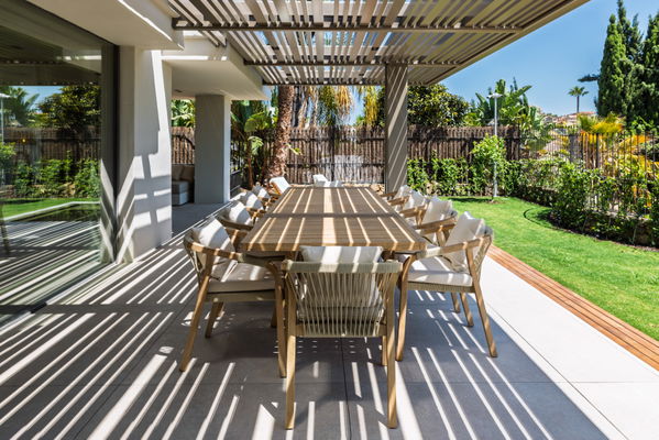Centauro 15: A Balinese-style oasis villa in the heart of the Golf Valley in Nueva Andalucía