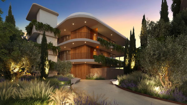 Style, comfort and security in this luxury apartment in El Higuerón