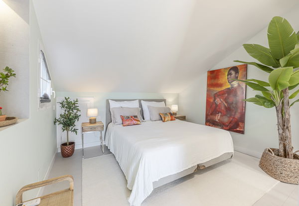 Elegant townhouse with private pool & panoramic views in Arco Iris, Altos de Puente Romano