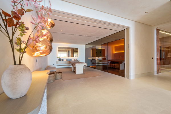 Impressive panoramic sea view villa in El Herrojo Alto, Benahavís