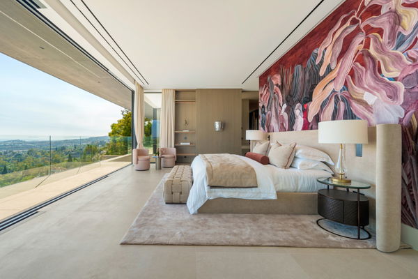 Impressive panoramic sea view villa in El Herrojo Alto, Benahavís