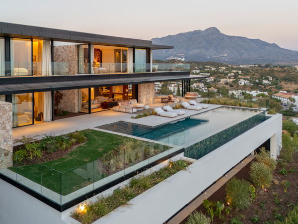 Impressive panoramic sea view villa in El Herrojo Alto, Benahavís