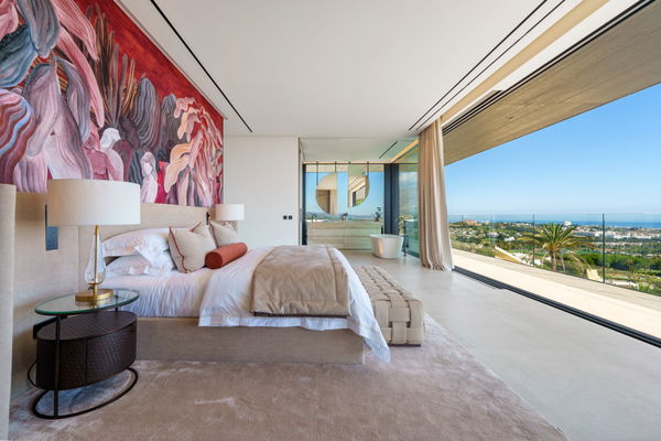 Impressive panoramic sea view villa in El Herrojo Alto, Benahavís