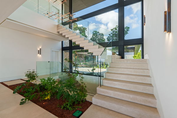 Impressive panoramic sea view villa in El Herrojo Alto, Benahavís